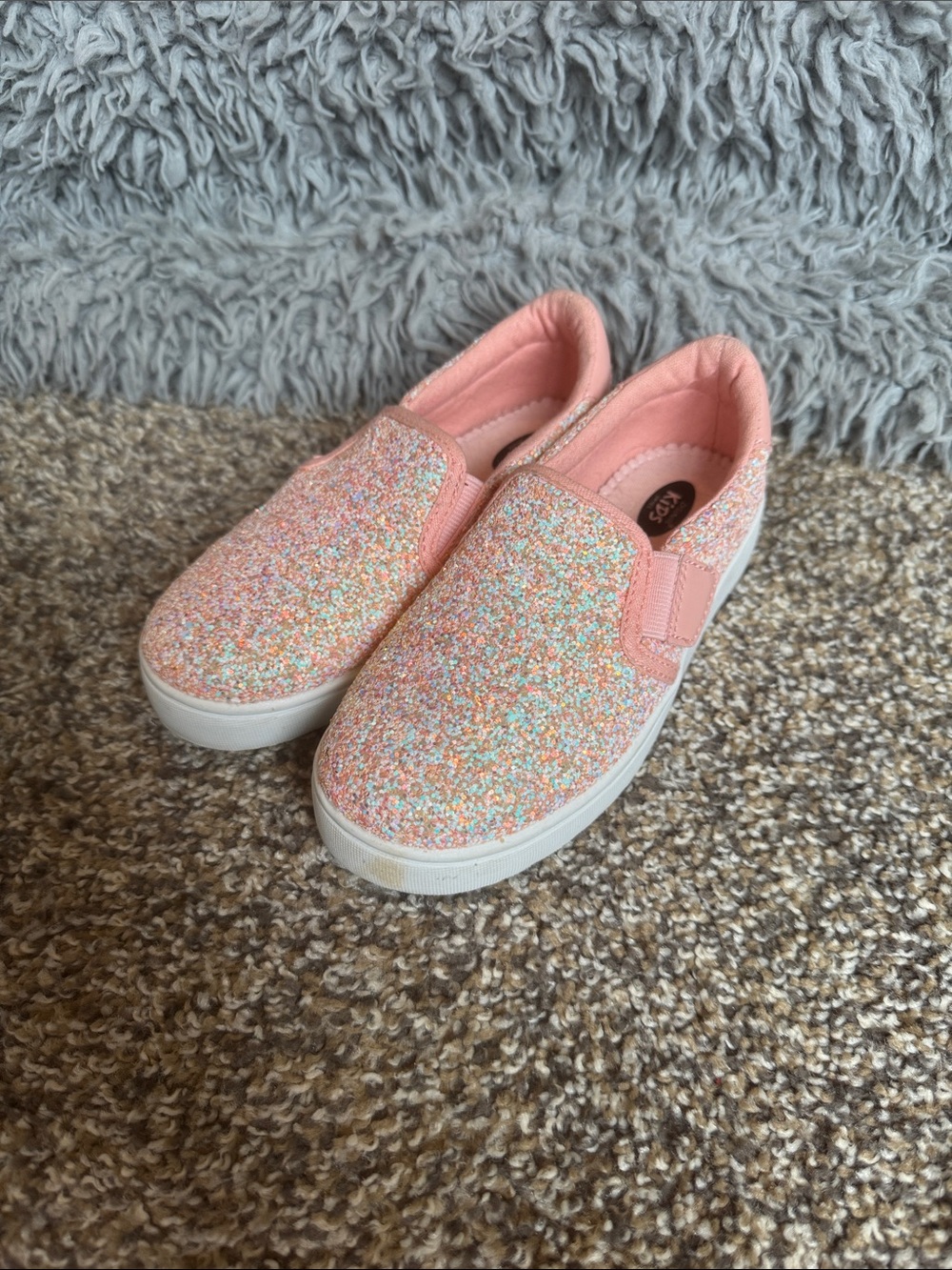 Kids Pink Glitter Slip-On Sneakers
